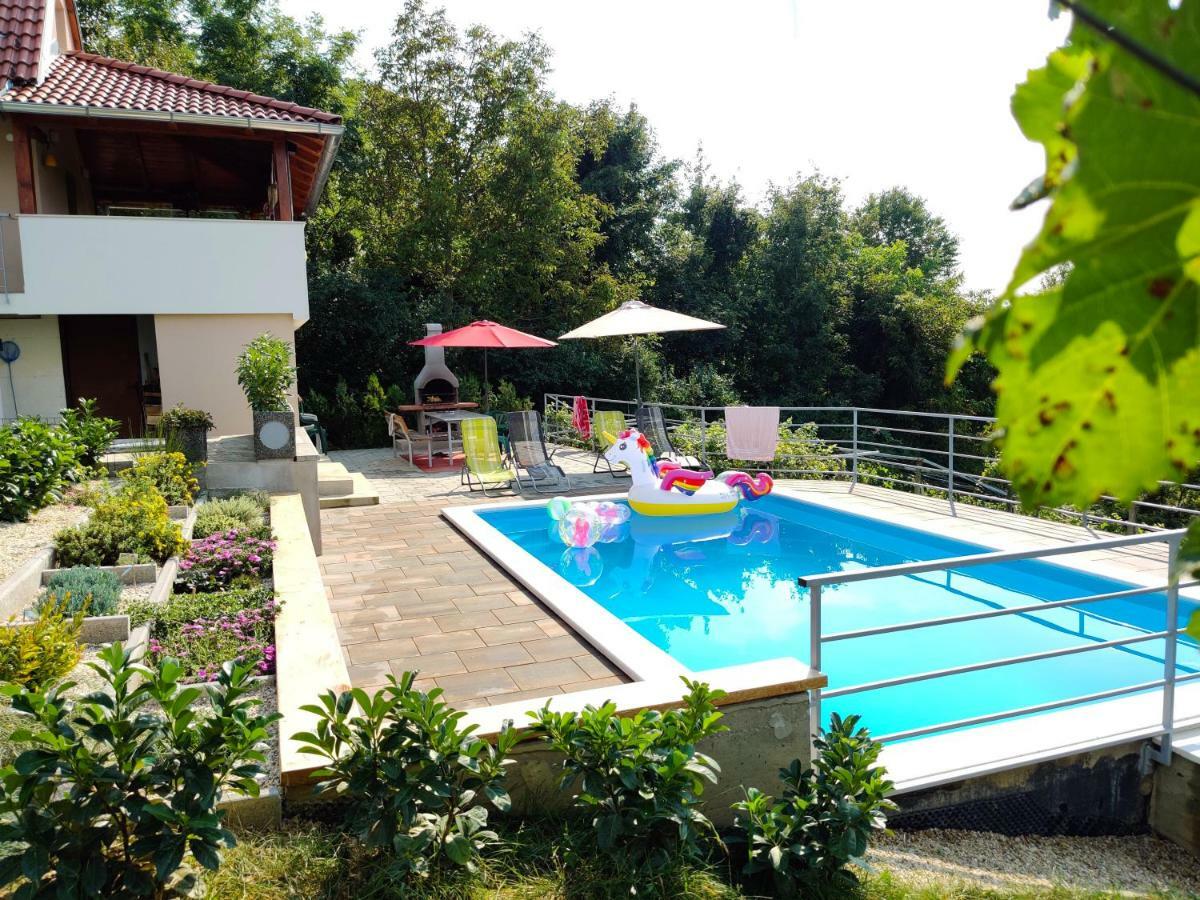 Elizabeta Holiday Home Strigova Exterior photo