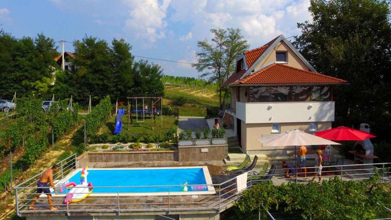 Elizabeta Holiday Home Strigova Exterior photo